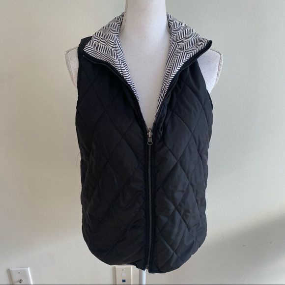 The Limited Reversible Vest - Picture 3 of 4
